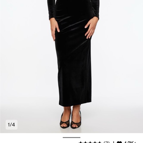 Velvet 2 piece outfit from dynamite - Picture 2 of 2